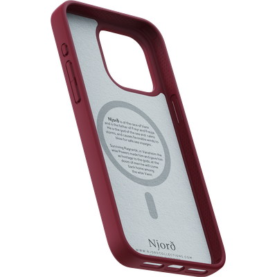 Njord Collections Suede Comfort+ Hoesje geschikt voor iPhone 15 Pro Max - 2M valbescherming - Gerecycled / Duurzaam materiaal - Rood