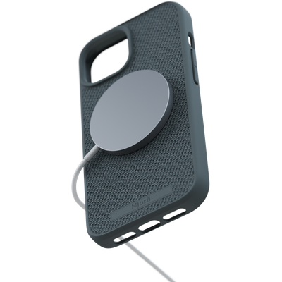 Njord Collections Fabric Hoesje geschikt voor iPhone 15 - Premium Stof - 100% gerecycled materiaal - Dark Grey