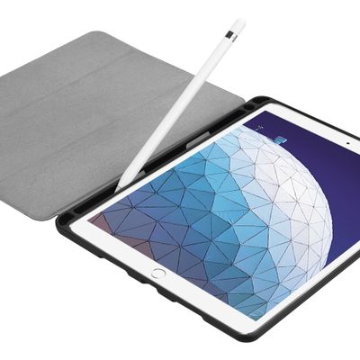 Cazy TriFold Hoes met Penhouder geschikt voor iPad Air (3th Gen) 2019 - Zwart