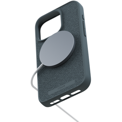Njord Collections Fabric Hoesje geschikt voor iPhone 15 Pro - Premium Stof - 100% gerecycled materiaal - Dark Grey