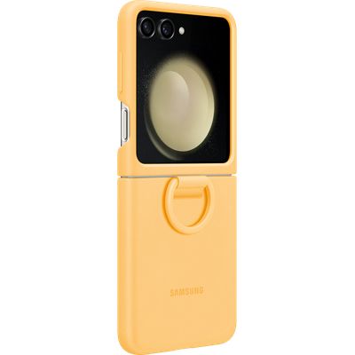 Hoesje geschikt voor Samsung Galaxy Z Flip5 - Samsung Silicone Cover met Ring - Oranje