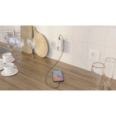 Hama 10,5W Wi-Fi Stekkerdoos met 2 x USB-A poorten - Wit