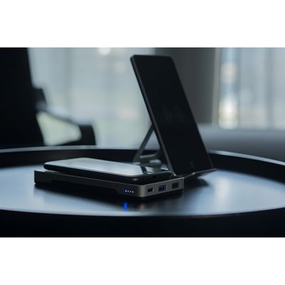 Xtorm 15W Design Series Wireless Charging Stand Delta  - DS201