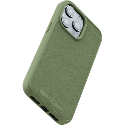 Njord Collections Suede Comfort+ Hoesje geschikt voor iPhone 15 Pro Max - 2M valbescherming - Gerecycled / Duurzaam materiaal - Olive